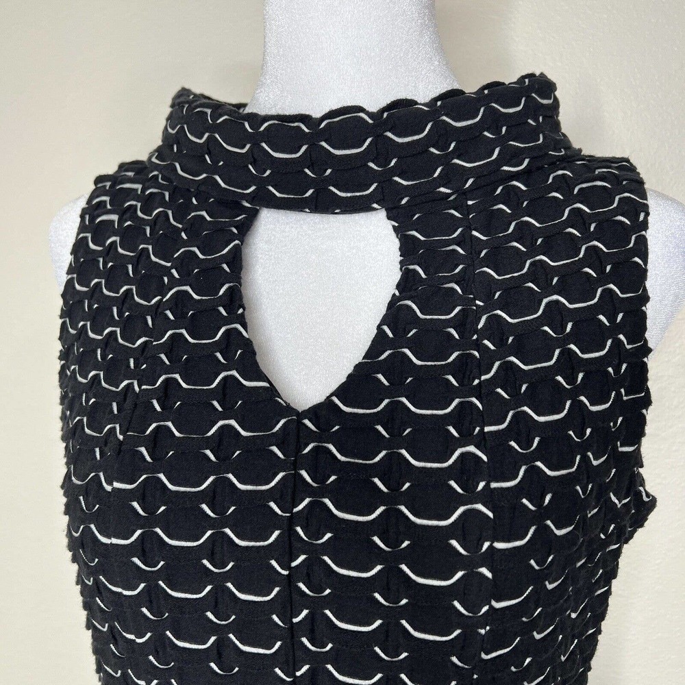 Taylor Black & White Textured Knit Sleeveless 60s Mock Neck Keyhole Dress Sz 6 - Picture 3 of 11